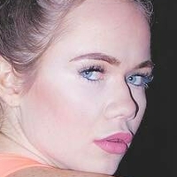 Essess18 Nude