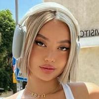 Nika Higashionna Nude